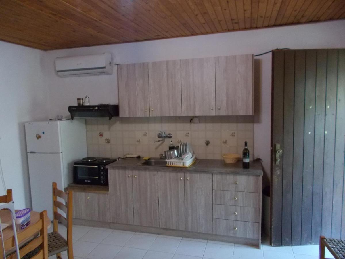פוטיסטיקה Villa Mina מראה חיצוני תמונה