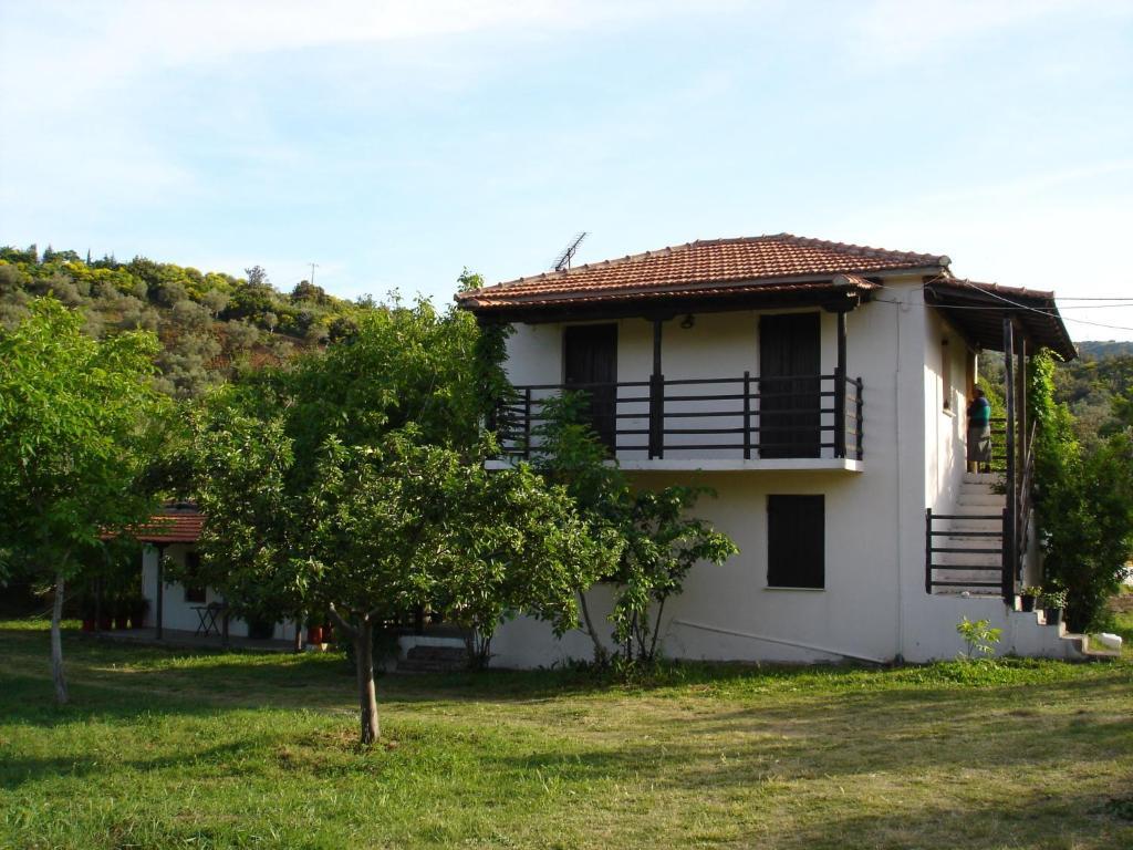 פוטיסטיקה Villa Mina מראה חיצוני תמונה